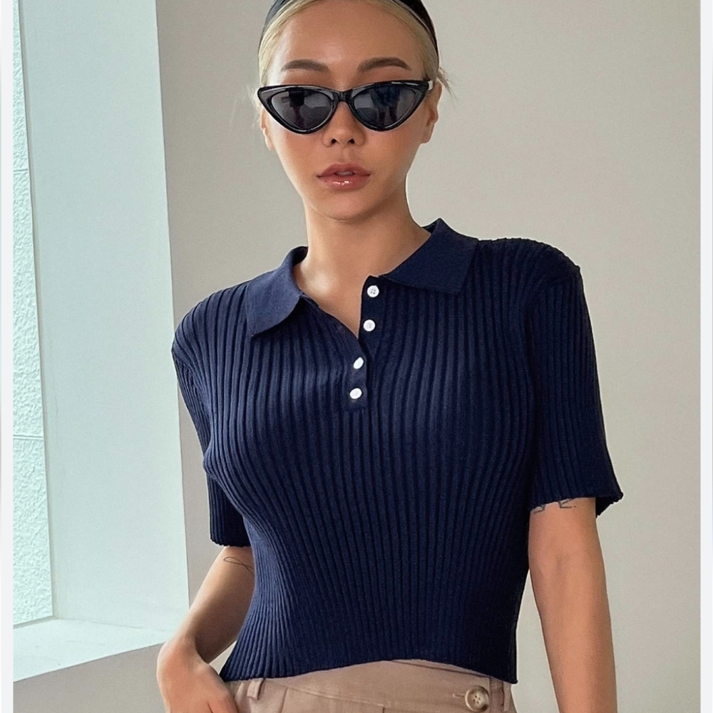 Aritzia Sunday Best Polo Sweater Top Women Size XS Navy Blue Color